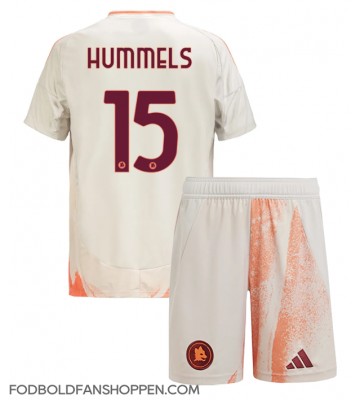 AS Roma Mats Hummels #15 Udebanetrøje Børn 2024-25 Kortærmet (+ Korte bukser)